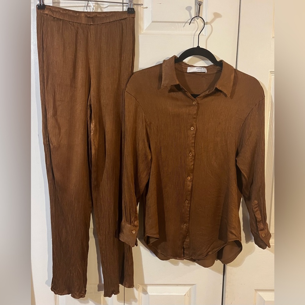 Sophie Rue (RueSophie)Two Piece Textured Women’s Lounge Set Brown Size XS